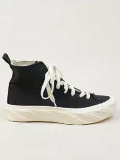 Age age top black white