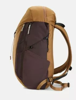 Arc’teryx Mantis 20 Backpack Relic Bitters -Negozio online UOMO Italia Arcteryx Mantis 20 Backpack Relic Bitters laterale 670x882 1