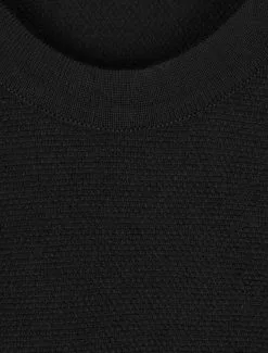 John Smedley Park Pique Black -Negozio online UOMO Italia John Smedley Park Pique Black detail 670x882 1