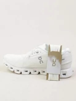 On Sneakers Running Cloud 5 All White -Negozio online UOMO Italia On Running Cloud 5 All White dettaglio laterale 670x883 1