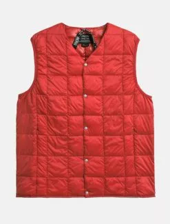 Taion V-Neck Button Down Vest D. Red