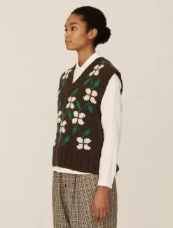 YMC Heidi Lambswool Vest Multi -Negozio online UOMO Italia YMC Heidi Lambswool Vest Multi model detail 670x882 1