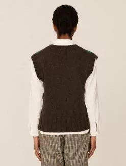 YMC Heidi Lambswool Vest Multi -Negozio online UOMO Italia YMC Heidi Lambswool Vest Multi model retro 670x882 1