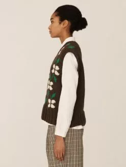 YMC Heidi Lambswool Vest Multi -Negozio online UOMO Italia YMC Heidi Lambswool Vest Multi model side 670x882 1